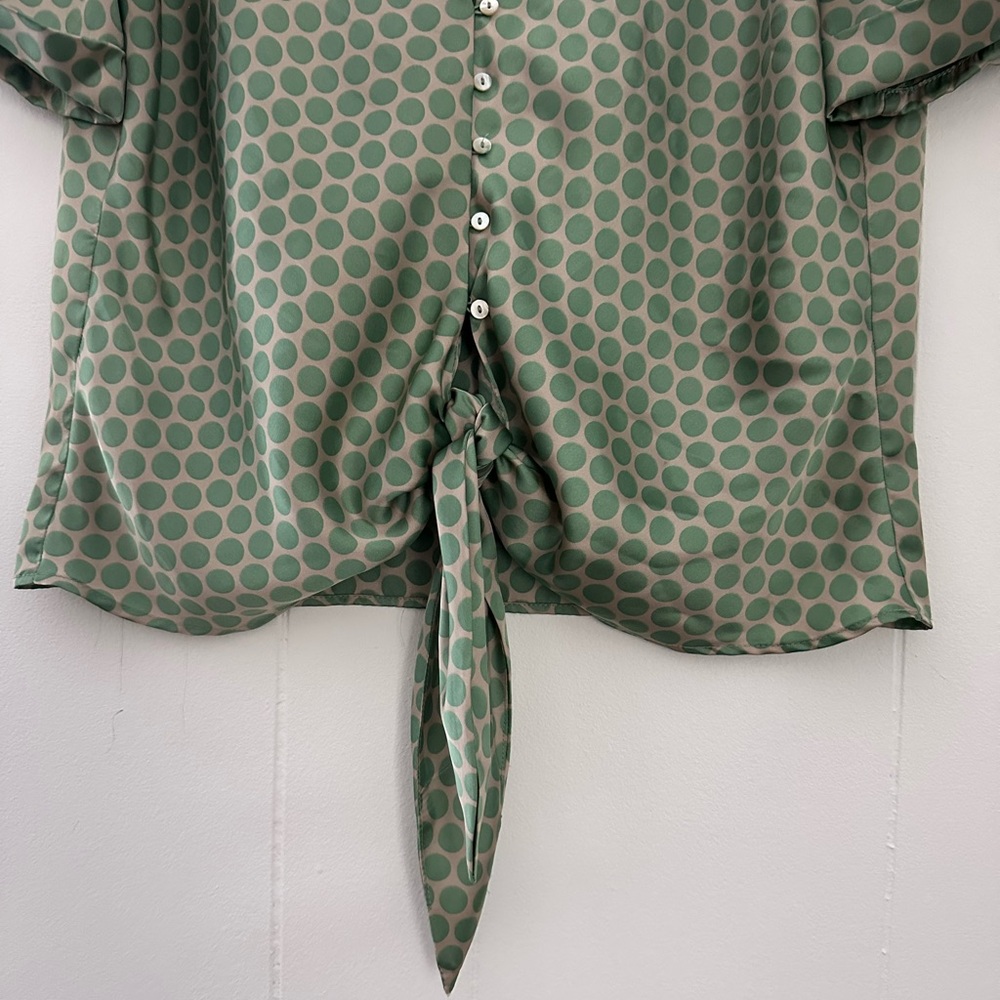 MNG Suit Women's Polka Dot Cuffed Short Sleeve Tie Front Blouse Size Large - Picture 5 of 8